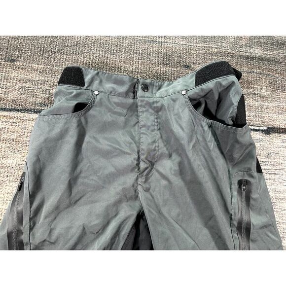 Zoic Ether Cycling Cargo Shorts With Essential Liner Grey Mens Size Large - Picture 2 of 9